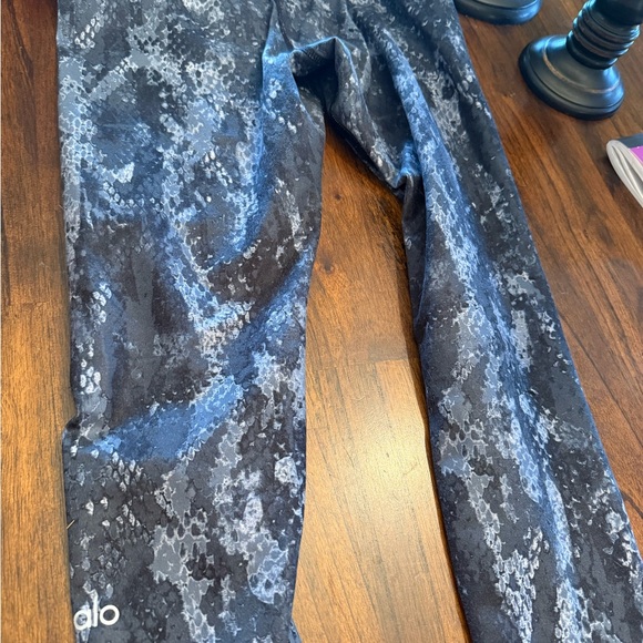 Alo python leggings - Picture 4 of 4
